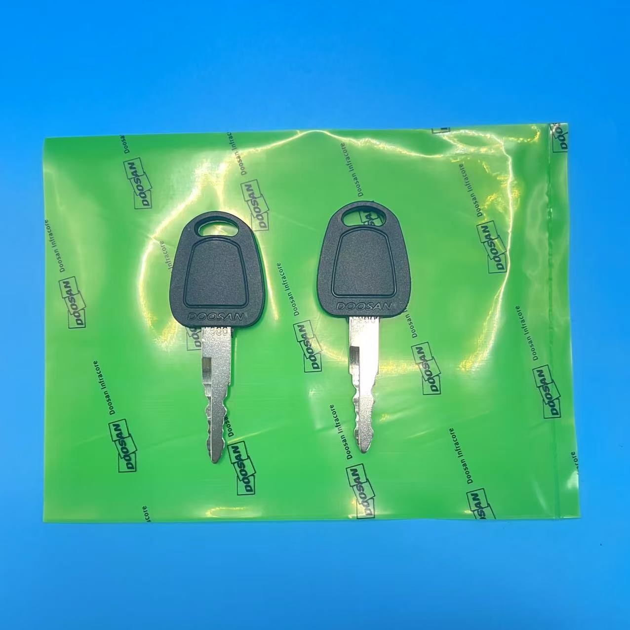 2 PCS F900 Key For Deawoo Doos - Heavy Equipment Bobcat 评论和价格