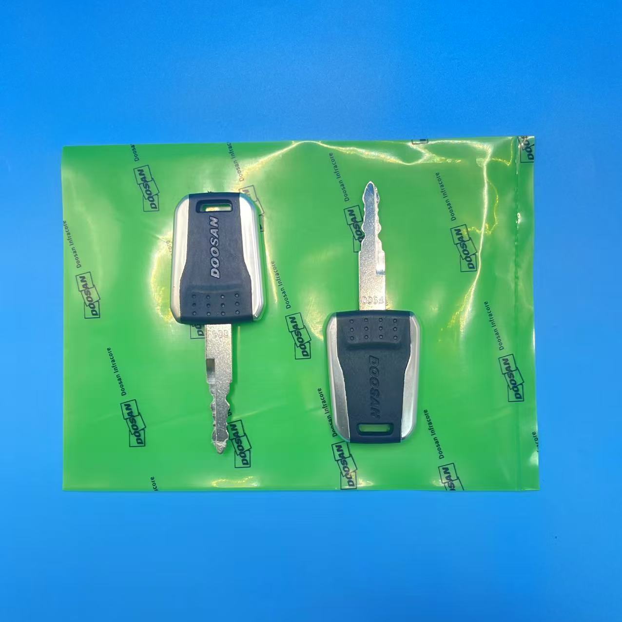 2 PCS F900 Key For Deawoo Doos - Heavy Equipment Bobcat 评论和价格