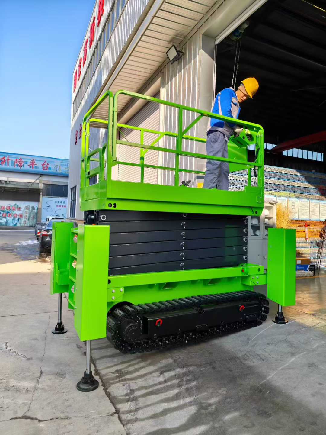 Compact Articulated Crawler Bo - Compact Crawler Boom Lift 评论和价格